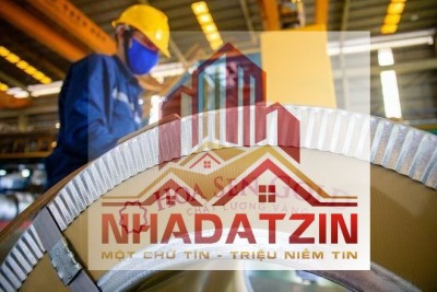 Cổ phiếu mất gần 70% thị giá, nhiều lãnh đạo Hoa Sen vẫn ồ ạt “xả hàng”