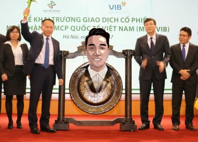 VIB đạt 702 tỷ lợi nhuận, cổ phiếu chính thức chào sàn